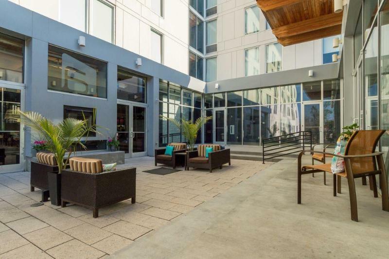 Aloft Charleston Airport And Convention Center Hotel North Charleston Exterior photo